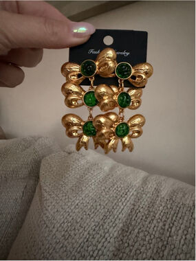 Women's Unbranded Gold & Green Bow Drop Earrings One Size